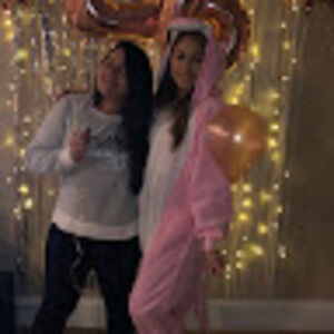 Meet your Posher, Jennifer